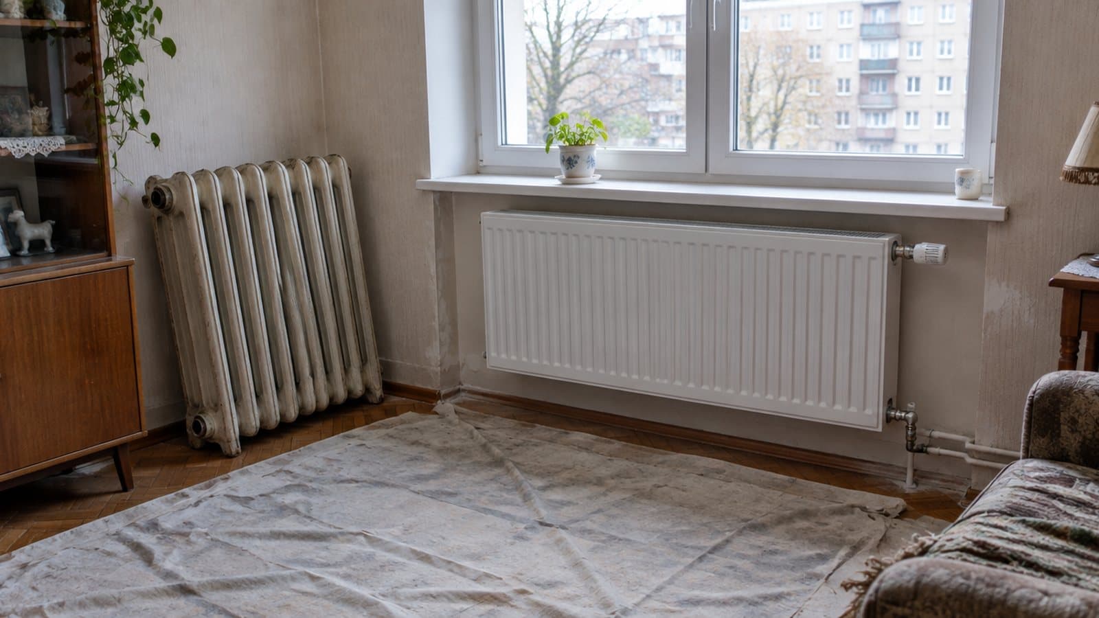 Wymiana grzejników — ile kosztuje w 2026, jak dobrać moc i kiedy ma sens przed pompą ciepła